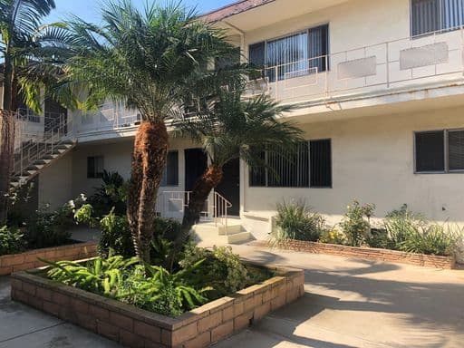 Top Floor, Bright and Spacious 1 Bed, 1 Bath , ucla, 1817 Corinth Ave, Los Angeles, CA 90025, USA