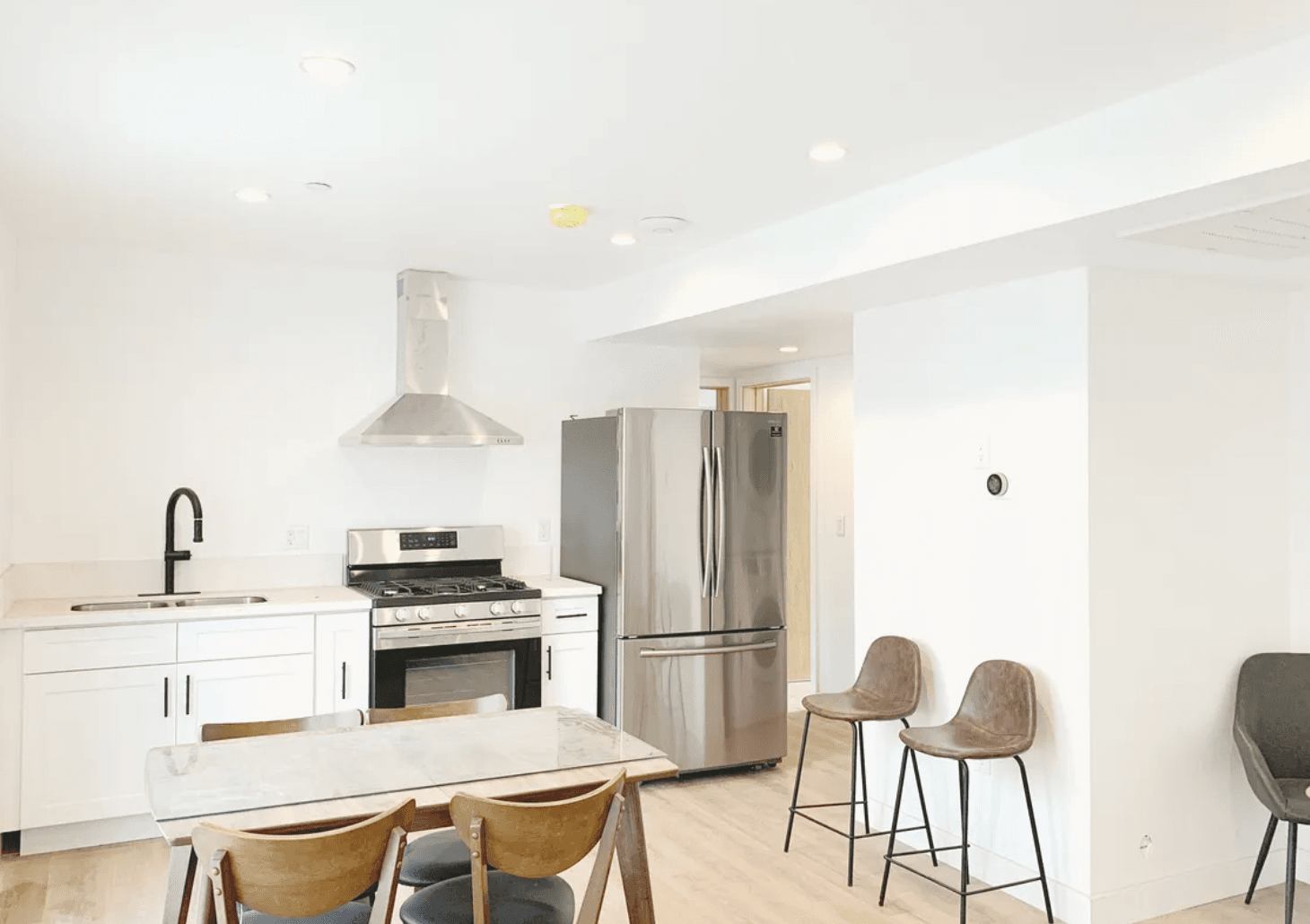 1436 W 36th Pl, usc, 1436 W 36th Pl, Los Angeles, CA 90018, USA
