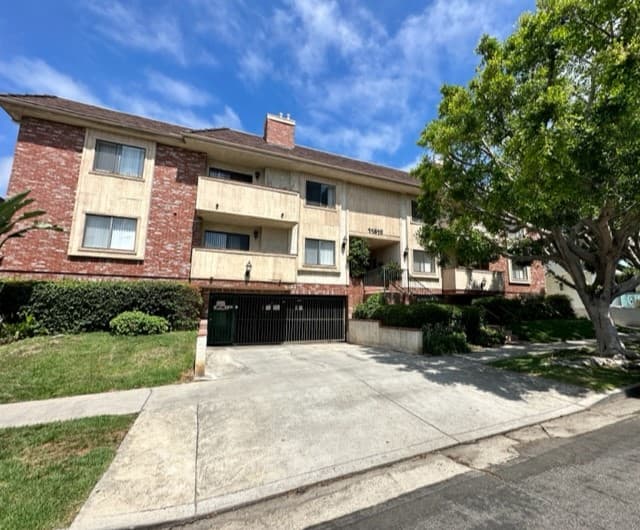 11819 Kiowa Ave., Los Angeles, CA 90049, ucla, 11819 Kiowa Ave, Los Angeles, CA 90049, USA