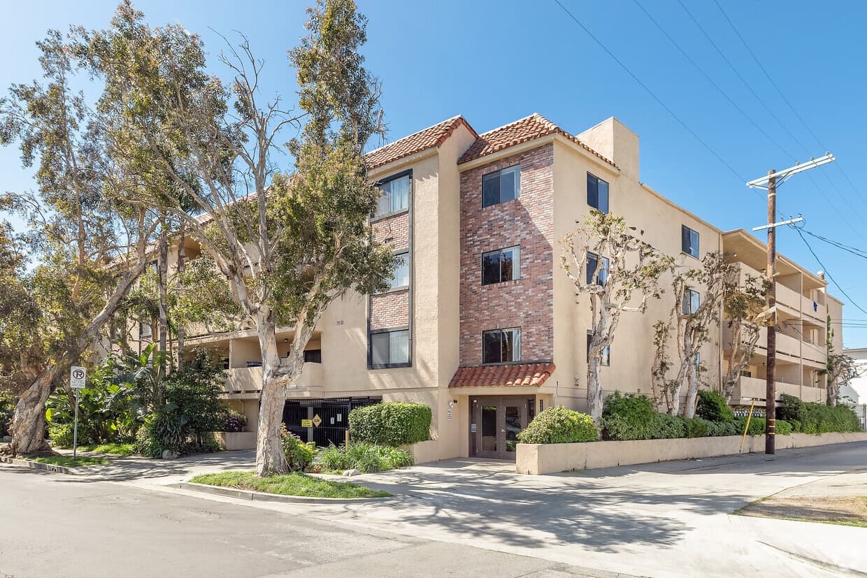 2437 Corinth Ave, ucla, 2437 Corinth Ave, Los Angeles, CA 90064