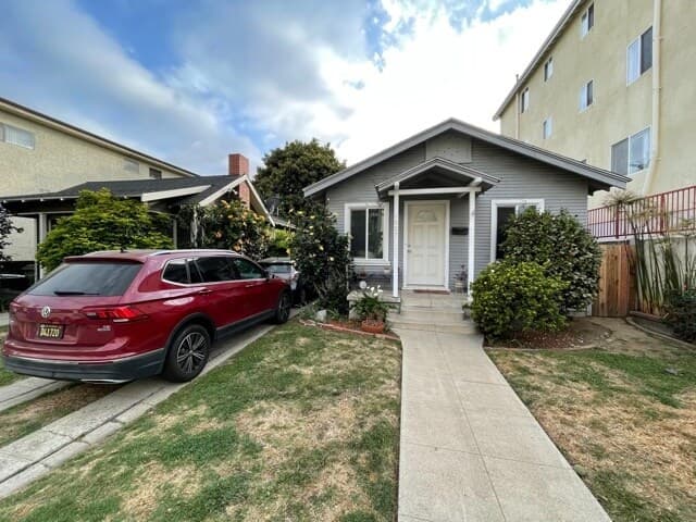 1607 S Westgate Ave, ucla, 1607 S Westgate Ave, Los Angeles, CA 90025